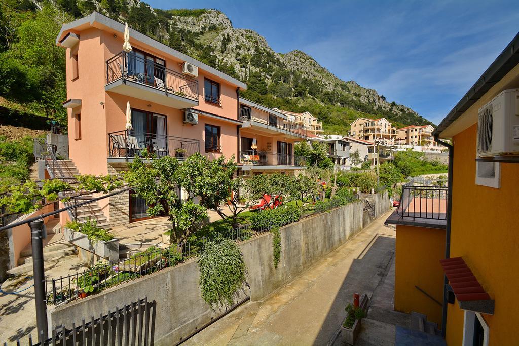 Apartments Andrija كوتور المظهر الخارجي الصورة